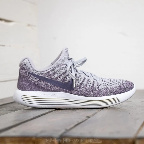 Nike Women's Lunarepic Flyknit 2 Sneakers, Size 8 - Picture 1 of 10